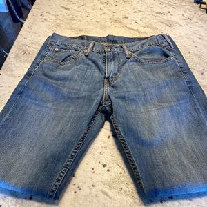 Levi’s slim bootcut 527